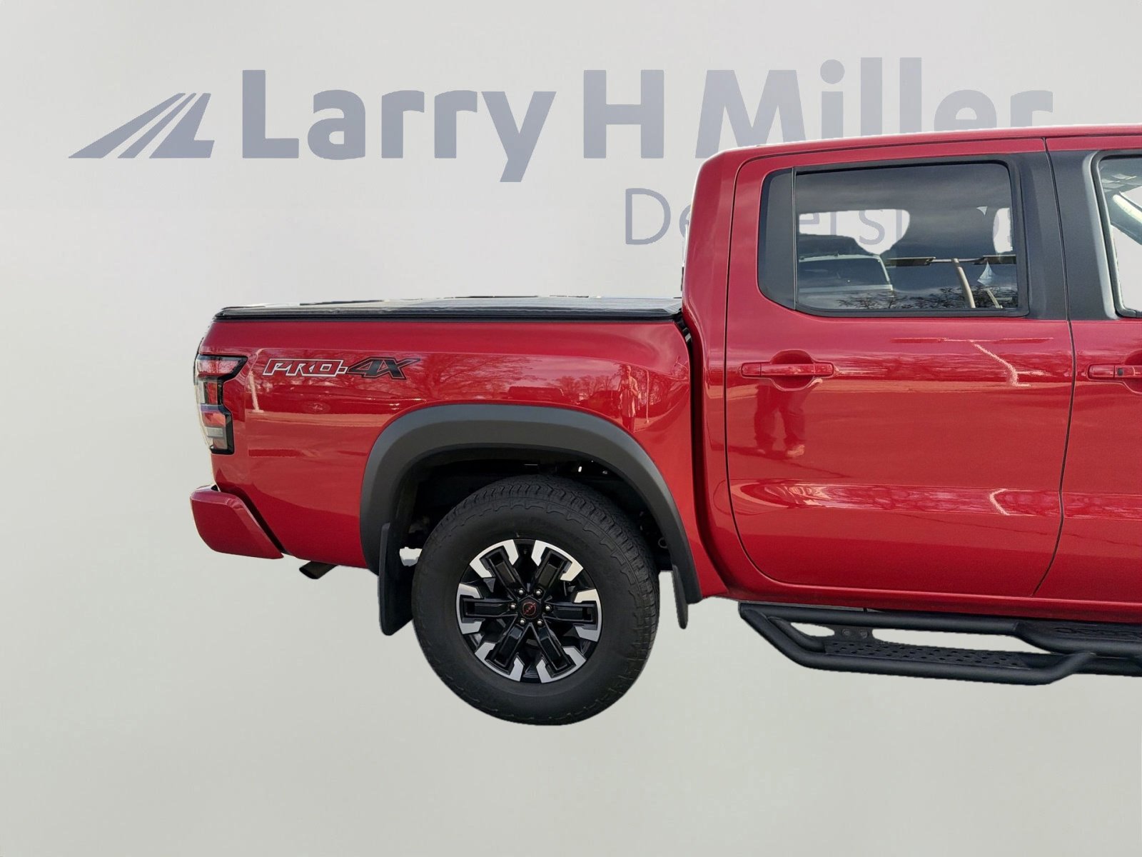 Used 2023 Nissan Frontier PRO-4X w/ Pro Convenience Package image 13