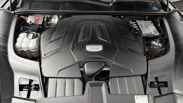 Used 2019 Porsche Cayenne AWD/4WD image 36