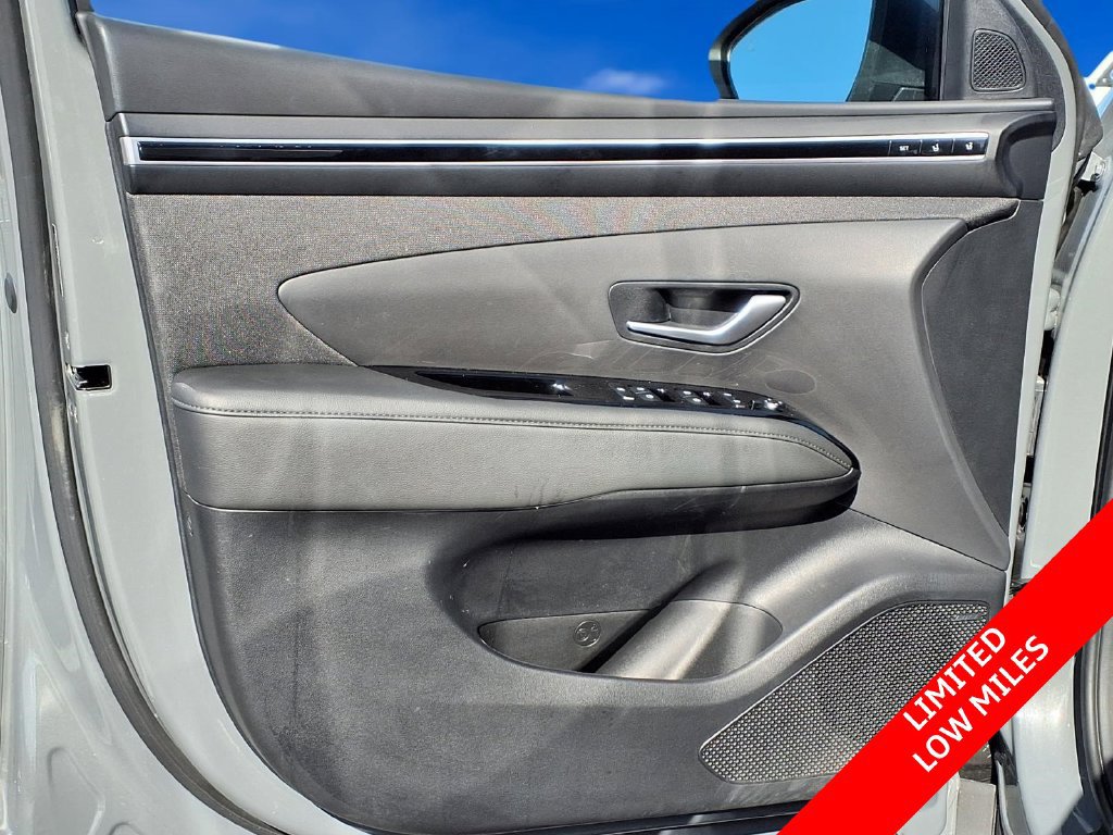Used 2024 Hyundai Tucson Limited AWD/4WD image 10