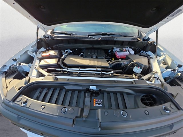 New 2026 Chevrolet Silverado 1500 Custom w/ Turbomax Blackout Package image 17