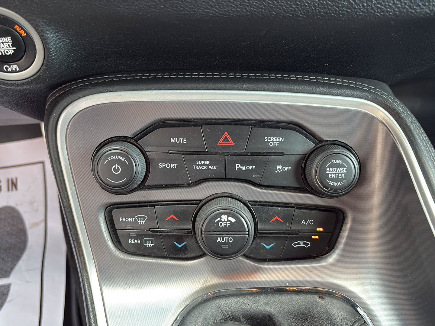 Used 2019 Dodge Challenger R/T w/ Cold Weather Group RWD image 15