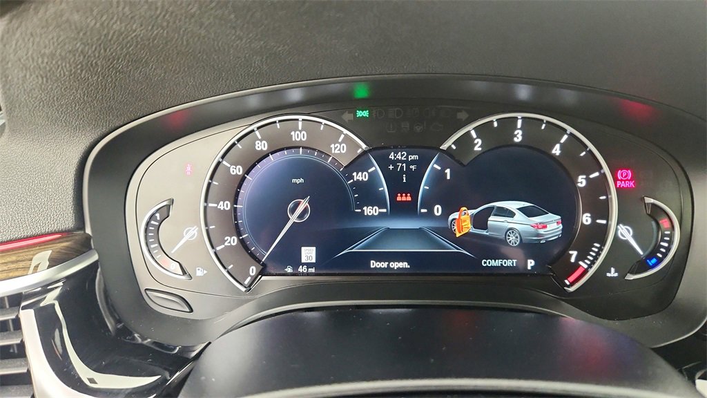 Used 2019 BMW 540i image 18