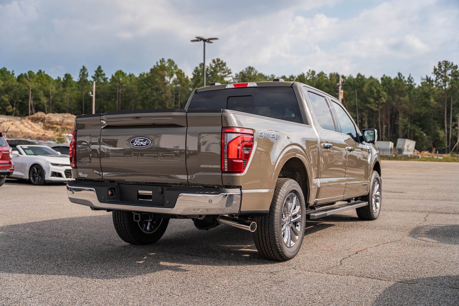 New 2025 Ford F150 Lariat w/ Equipment Group 502A High image 6