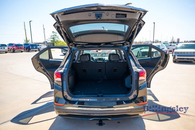 Used 2022 Chevrolet Equinox RS w/ RS Leather Package image 17