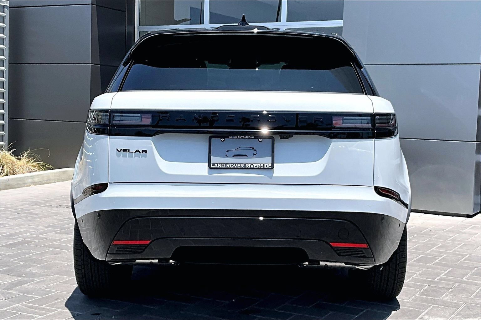 New 2026 Land Rover Range Rover Velar Dynamic SE AWD/4WD image 4
