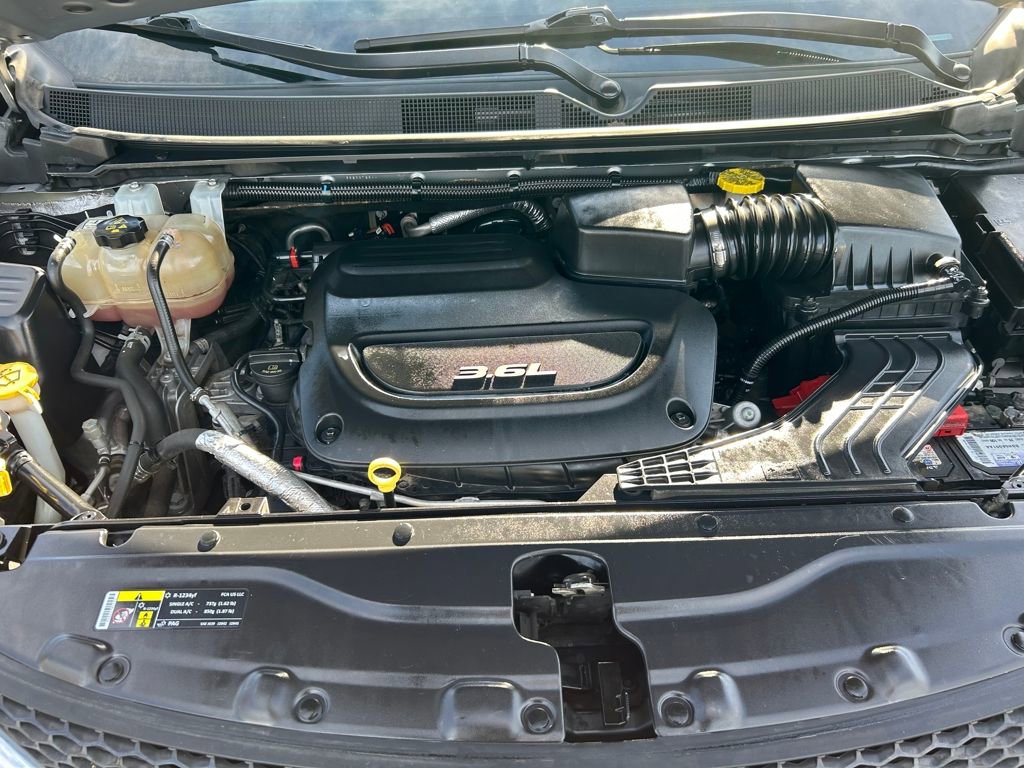 Used 2017 Chrysler Pacifica Touring-L Plus w/ Advanced Safetytec Group image 29