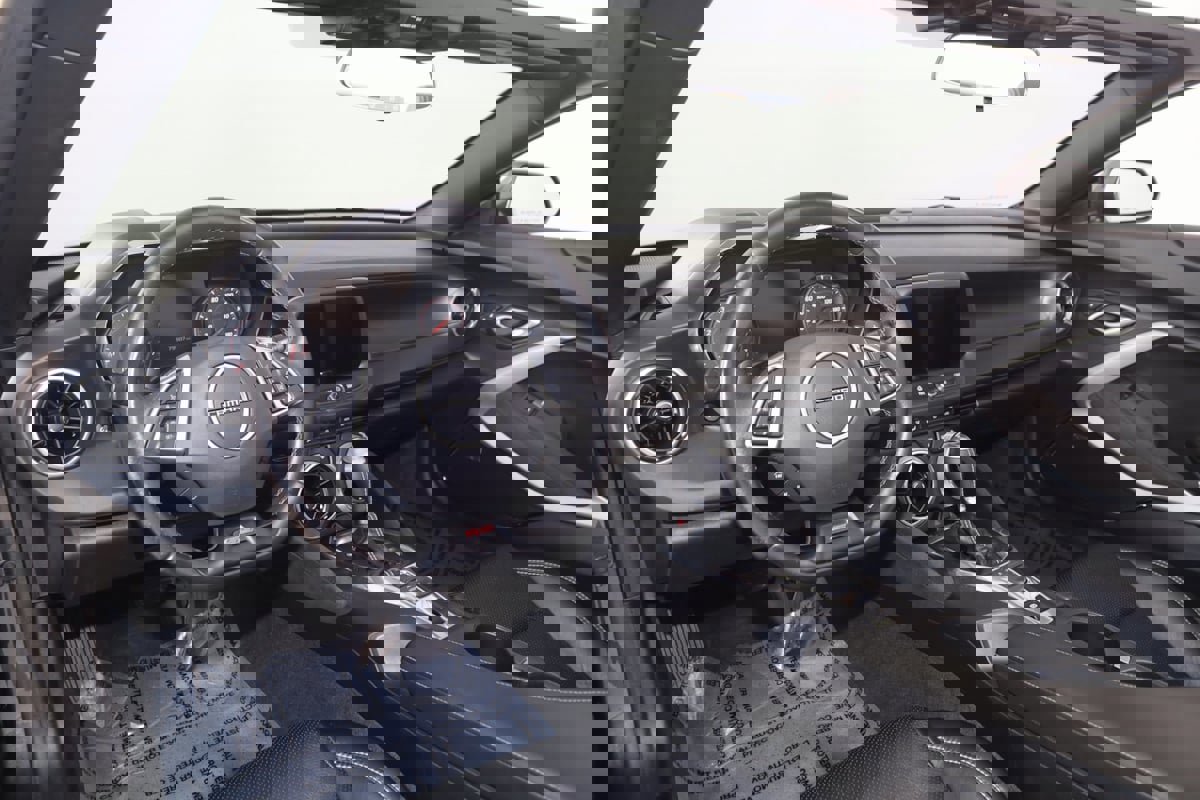 Used 2017 Chevrolet Camaro SS image 32