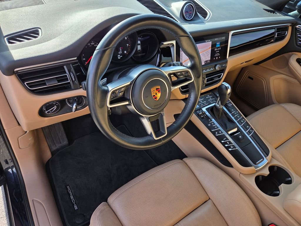 Used 2020 Porsche Macan w/ Premium Package Plus AWD/4WD image 15