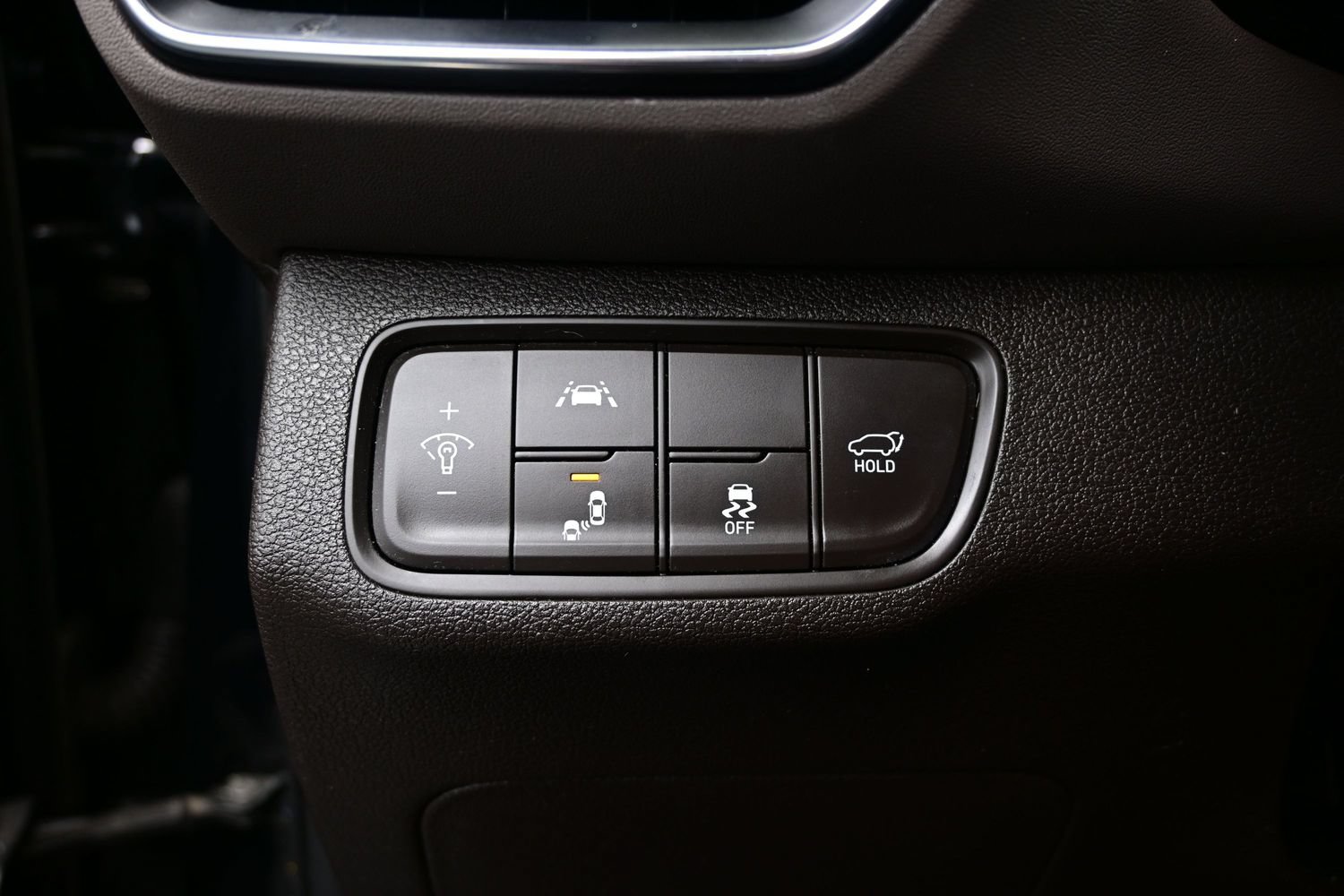 Used 2020 Hyundai Santa Fe Limited FWD image 28