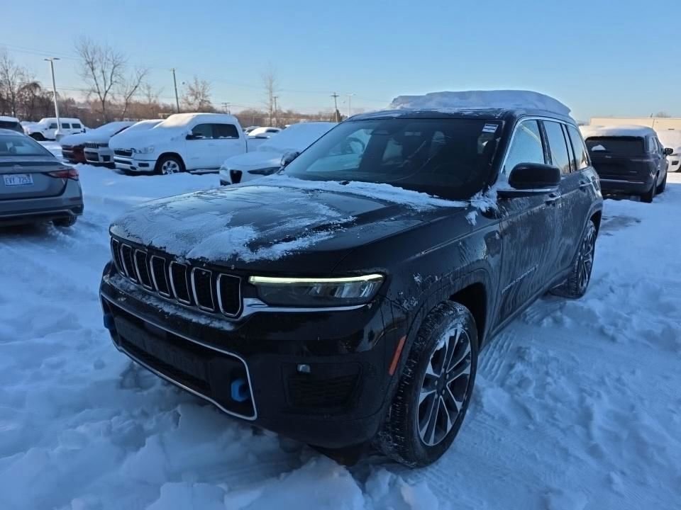 Used 2022 Jeep Grand Cherokee Overland image 1