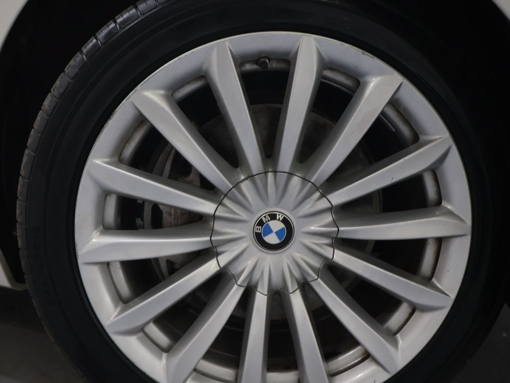 Used 2022 BMW 740i xDrive w/ Premium Package AWD/4WD image 35