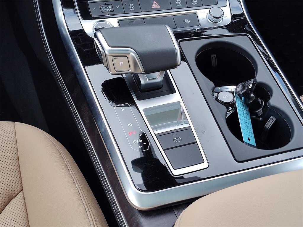 Used 2025 Audi Q7 3.0T Premium Plus image 30