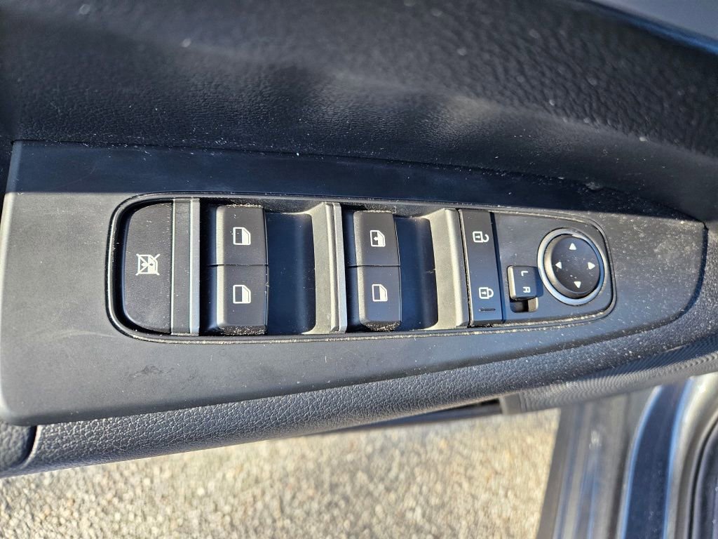 Used 2024 Kia Forte LXS image 16