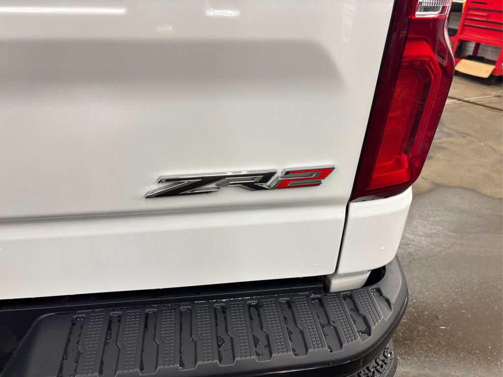 Used 2024 Chevrolet Silverado 1500 ZR2 w/ Technology Package image 15
