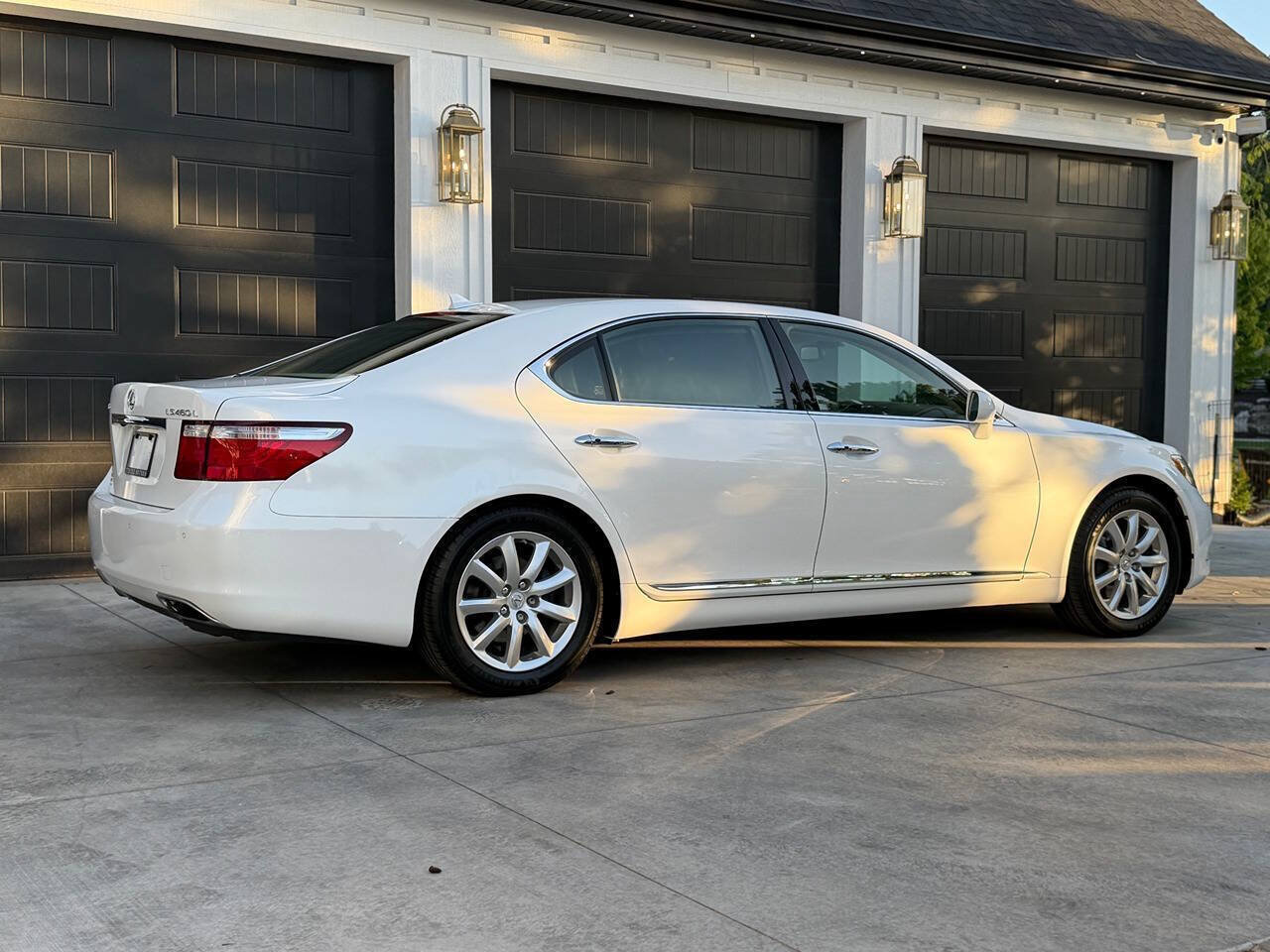 Used 2007 Lexus LS 460 L RWD image 19