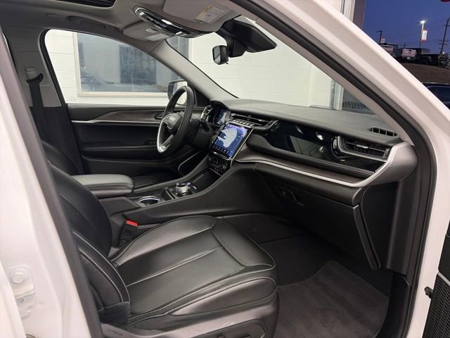 Used 2024 Jeep Grand Cherokee Limited 4xe image 28