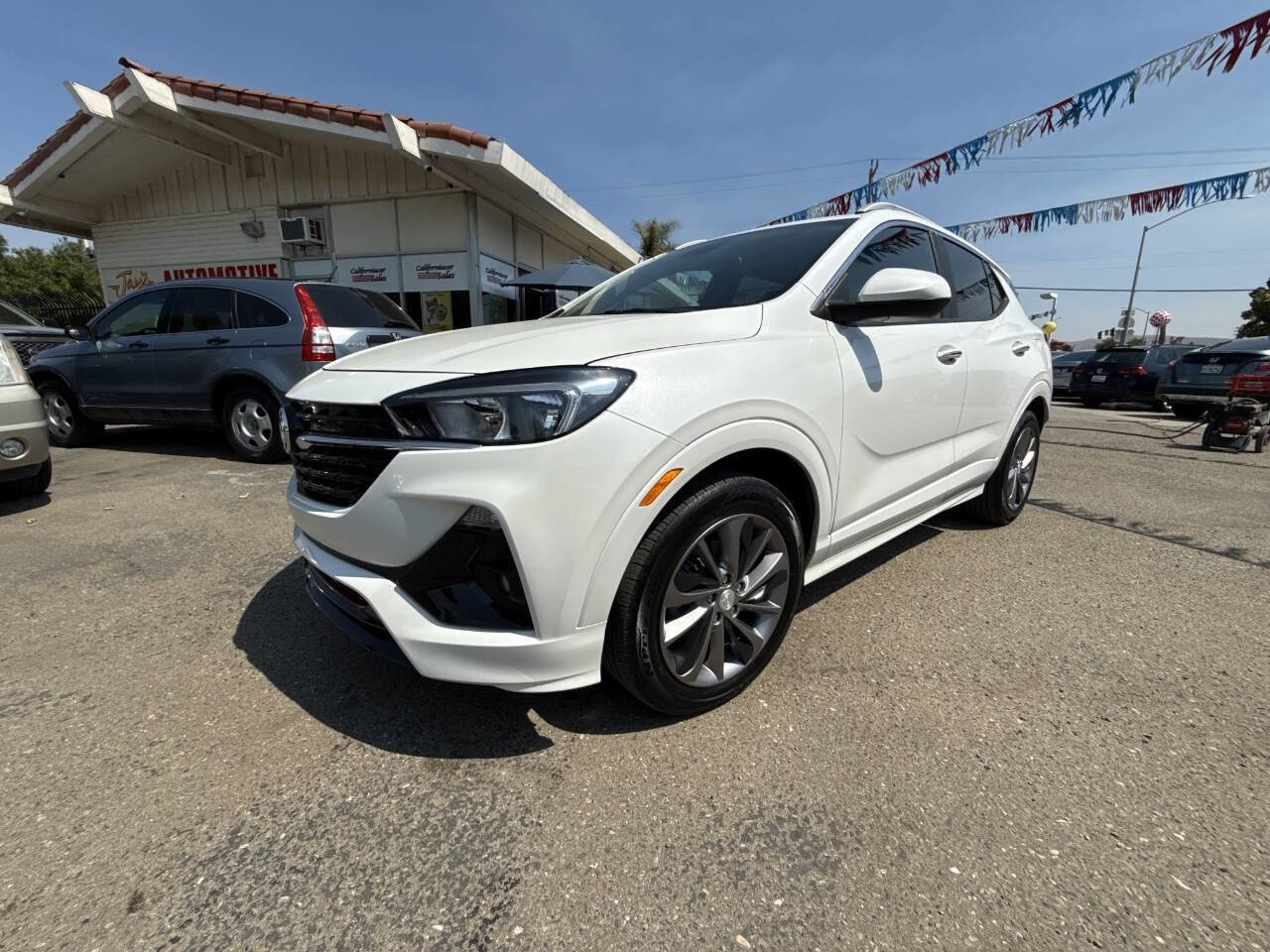 Used 2020 Buick Encore GX Select w/ Sport Touring Package FWD image 1
