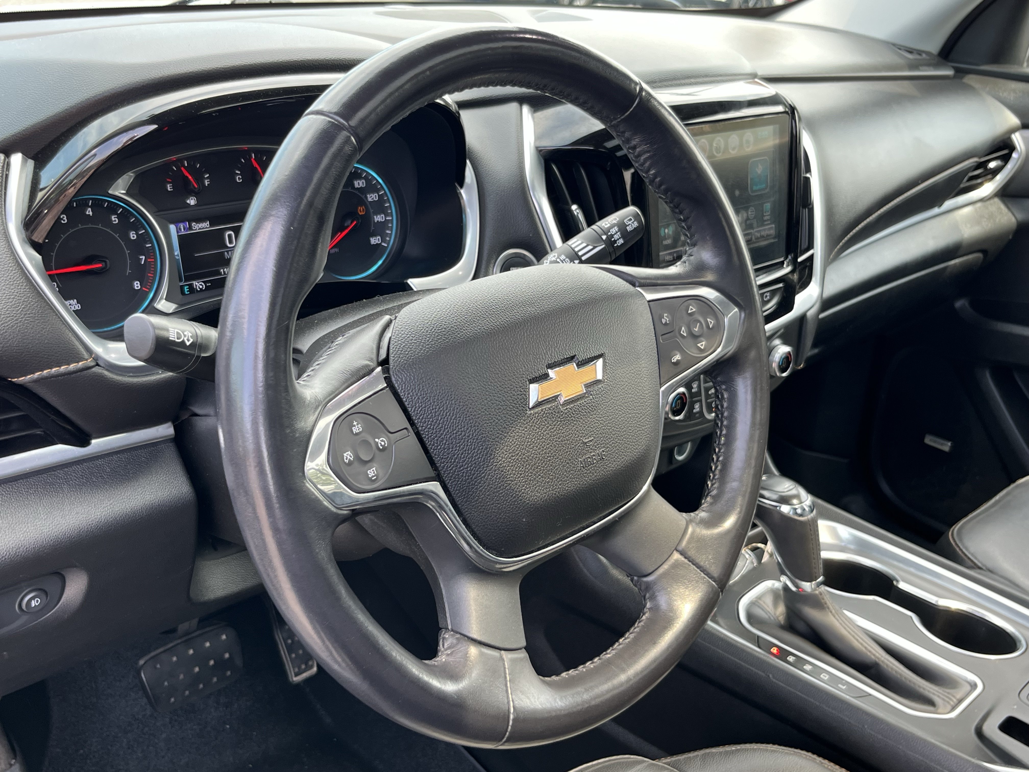 Used 2019 Chevrolet Traverse LT w/ LT Premium Package AWD/4WD image 27