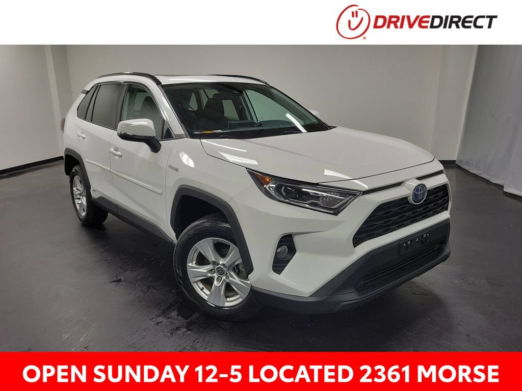 Used 2021 Toyota RAV4 XLE w/ Convenience Package