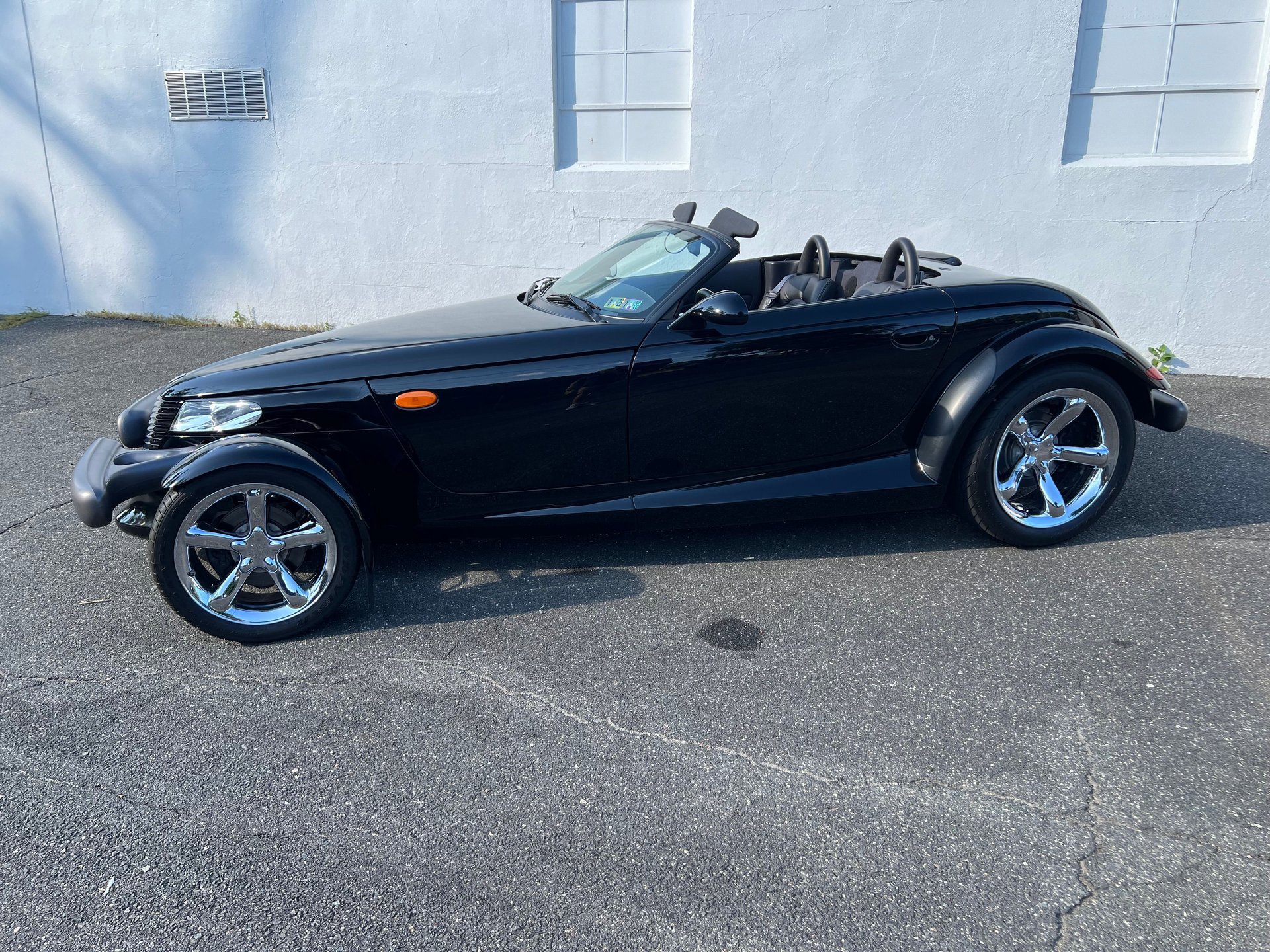 Used 1999 Plymouth Prowler image 4