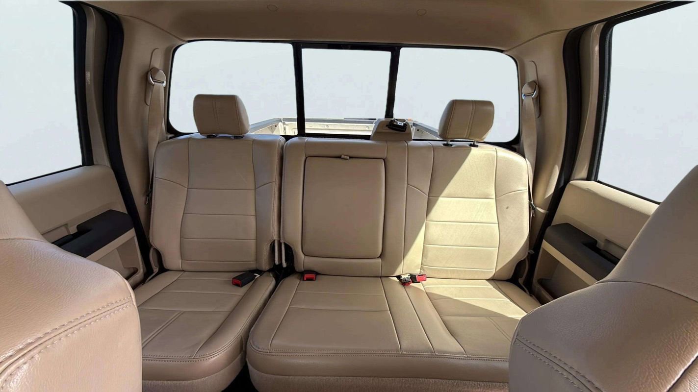 Used 2010 Ford F350 Lariat AWD/4WD image 12