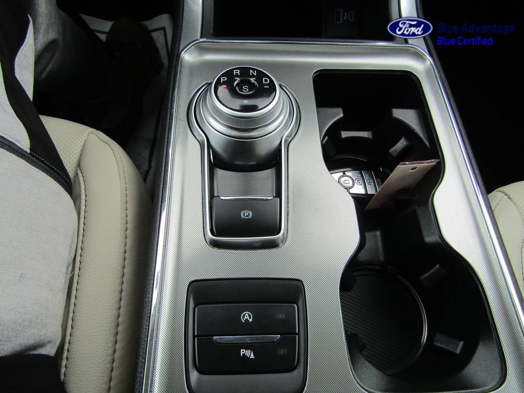 Certified 2024 Ford Edge Titanium AWD/4WD image 18