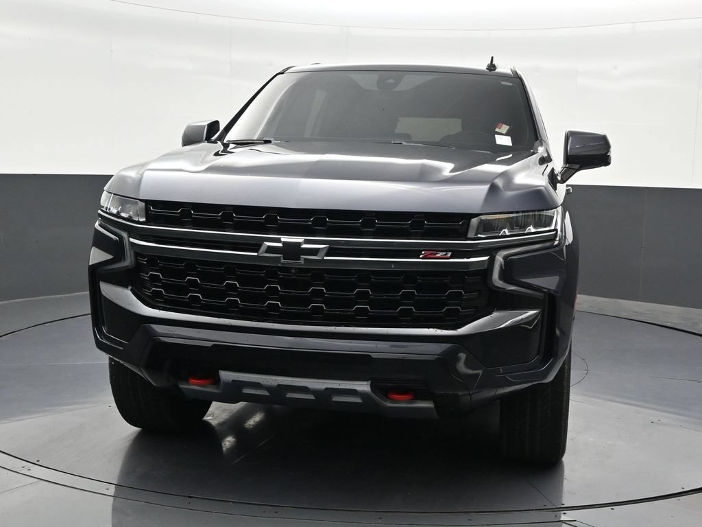 Used 2022 Chevrolet Tahoe Z71 w/ Luxury Package AWD/4WD image 9