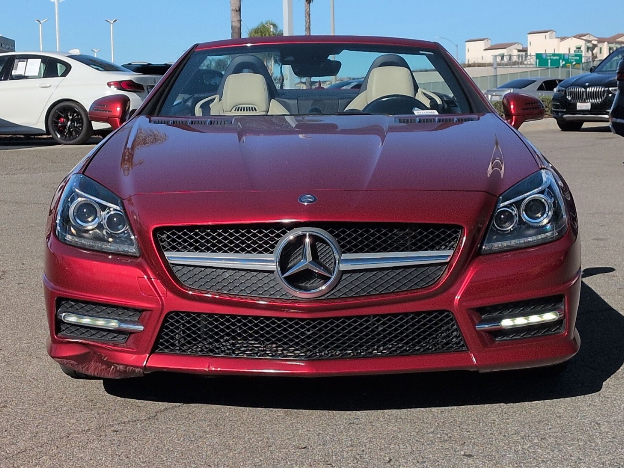 Used 2016 Mercedes-Benz SLK 300 image 3