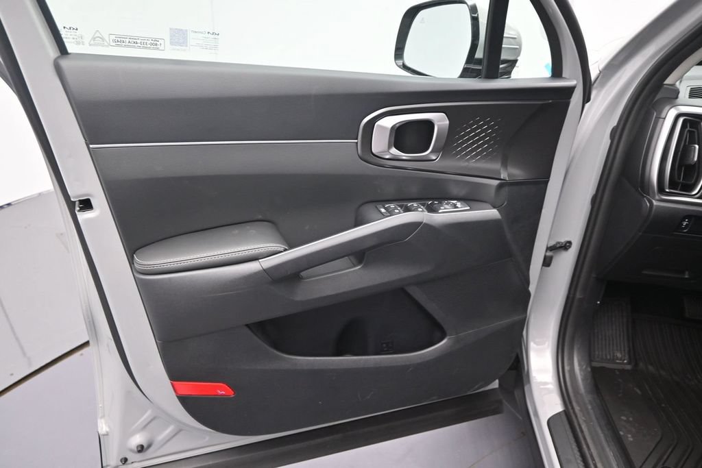 New 2026 Kia Sorento S w/ S Panoramic Sunroof Package FWD image 19