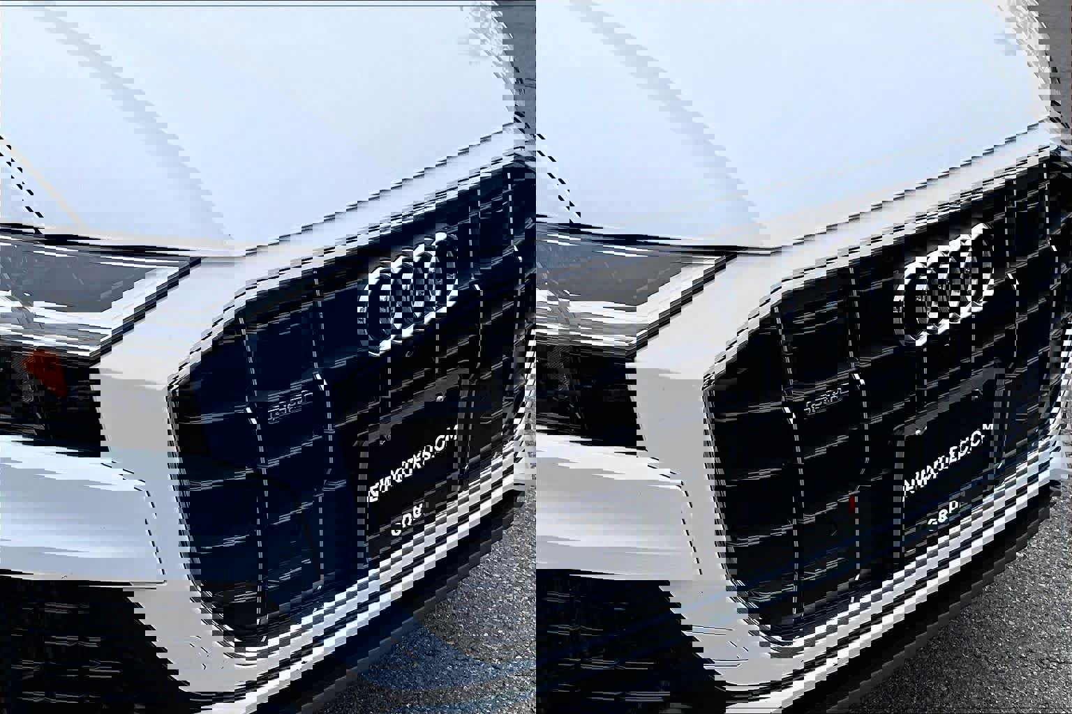 Used 2019 Audi Q8 Premium Plus w/ Premium Plus image 28