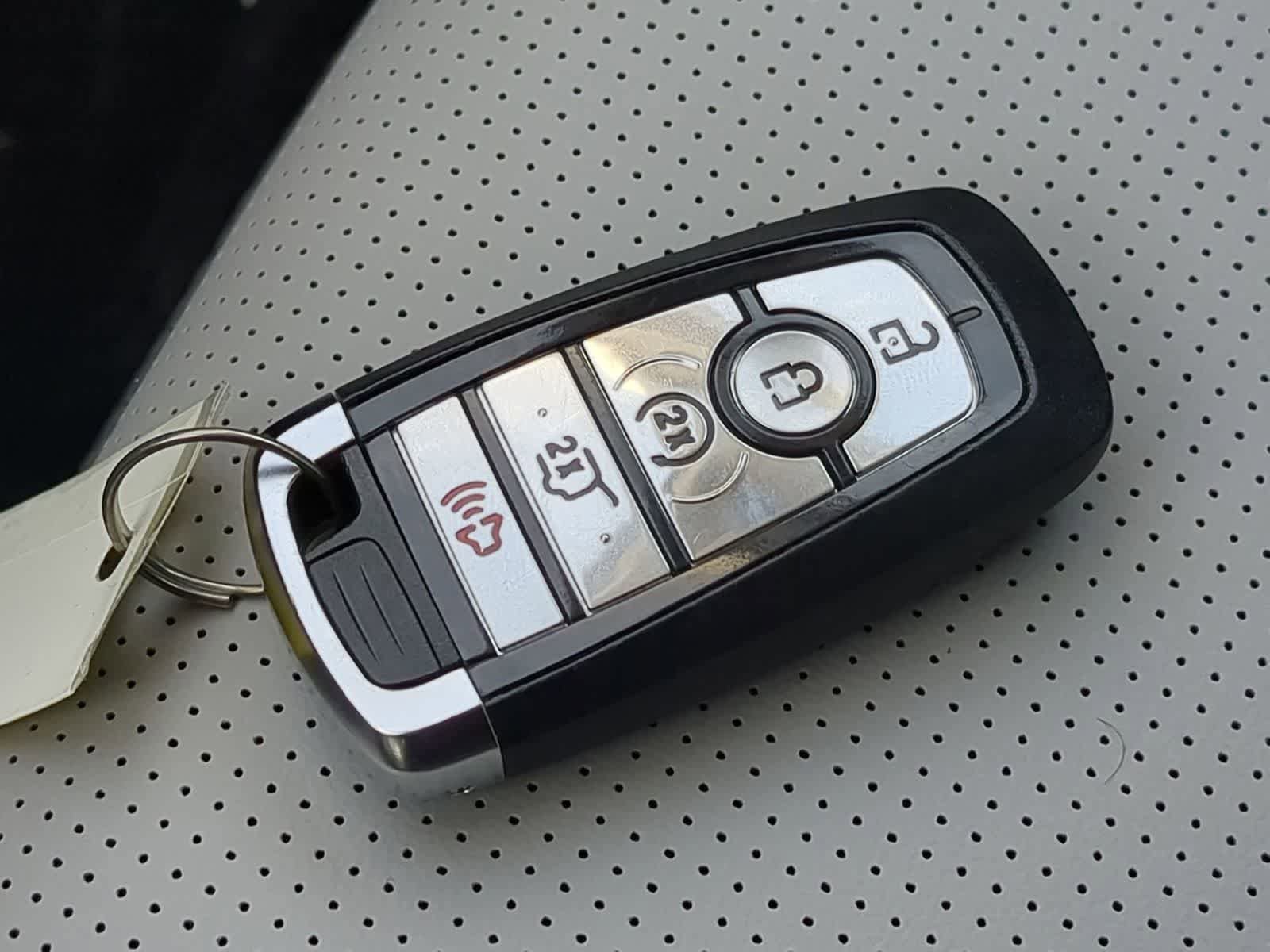 Used 2023 Ford Escape Platinum image 33