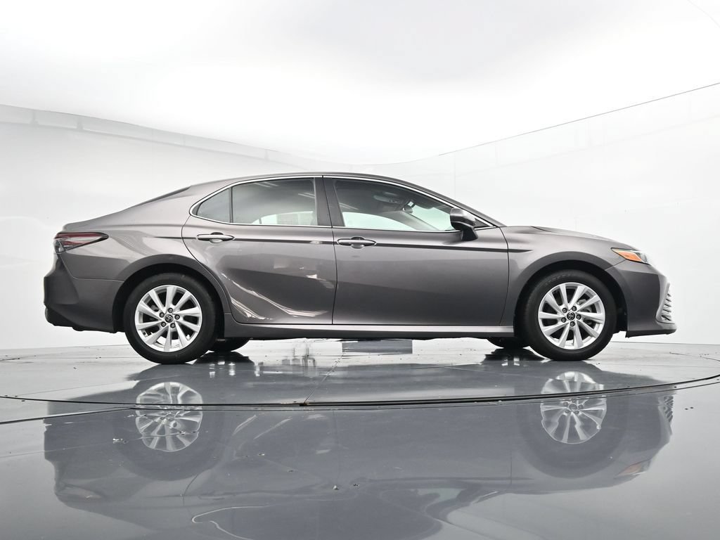 Used 2024 Toyota Camry LE FWD image 39