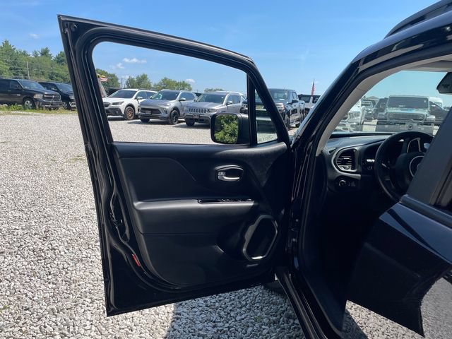 Used 2023 Jeep Renegade Latitude w/ Sun/Sound Group AWD/4WD image 23