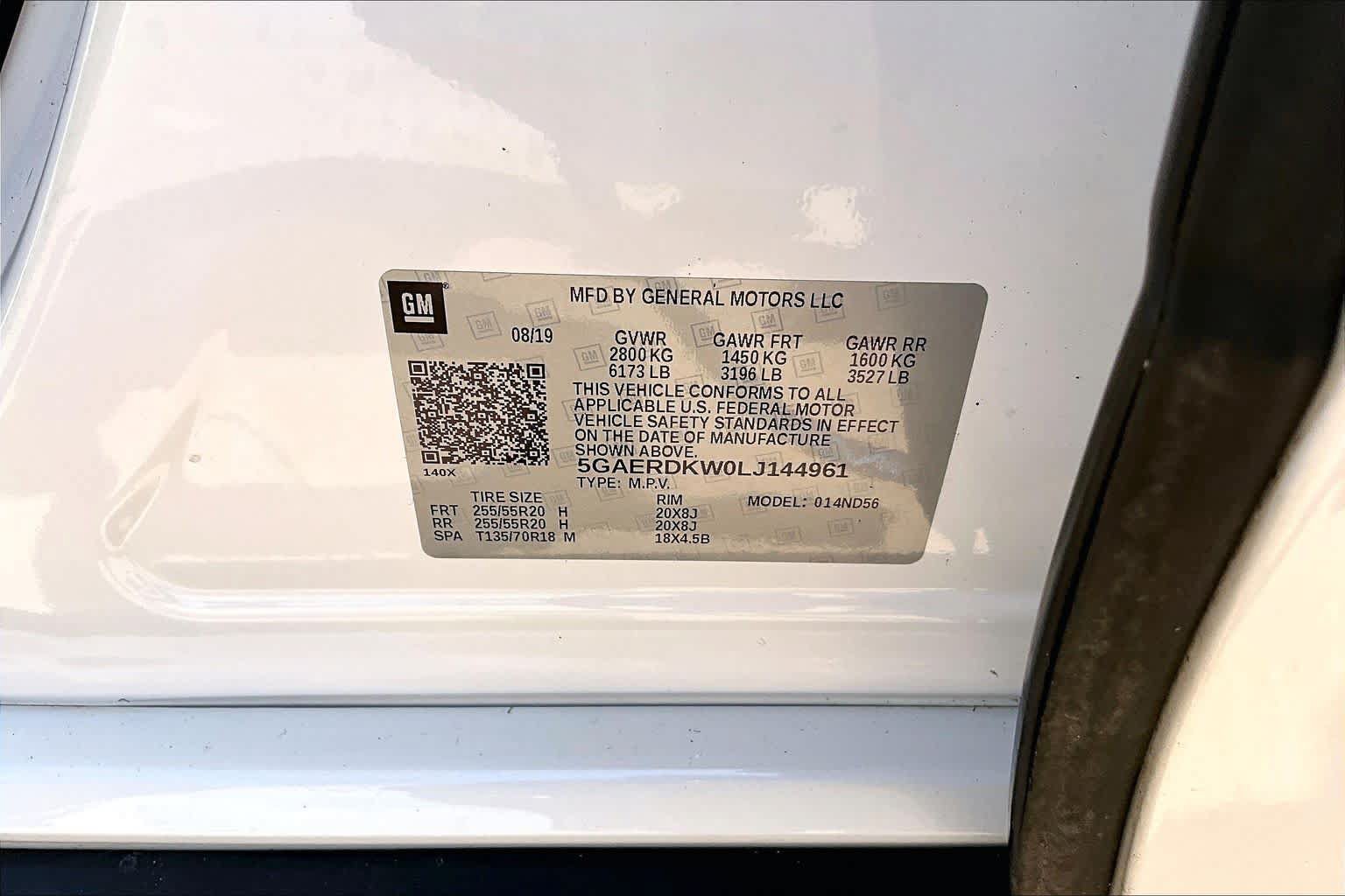 Used 2020 Buick Enclave Avenir w/ Avenir Technology Package FWD image 37