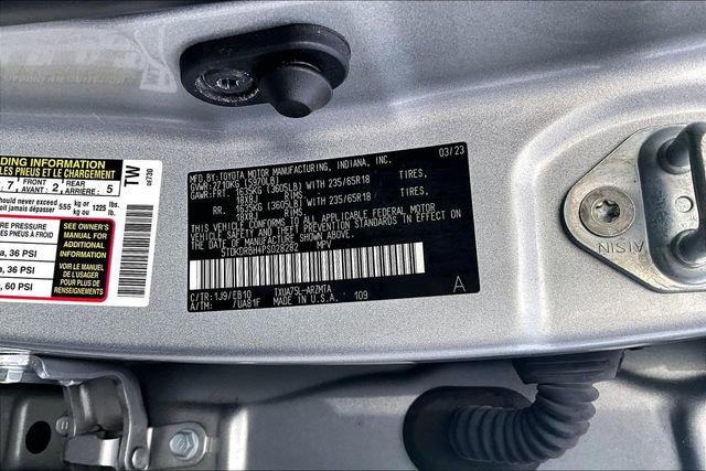 Used 2023 Toyota Highlander XLE image 21