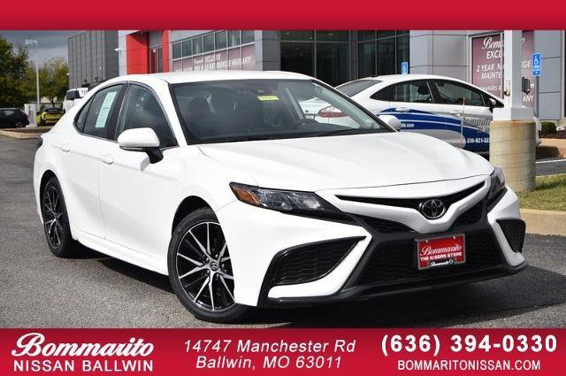 Used 2024 Toyota Camry SE