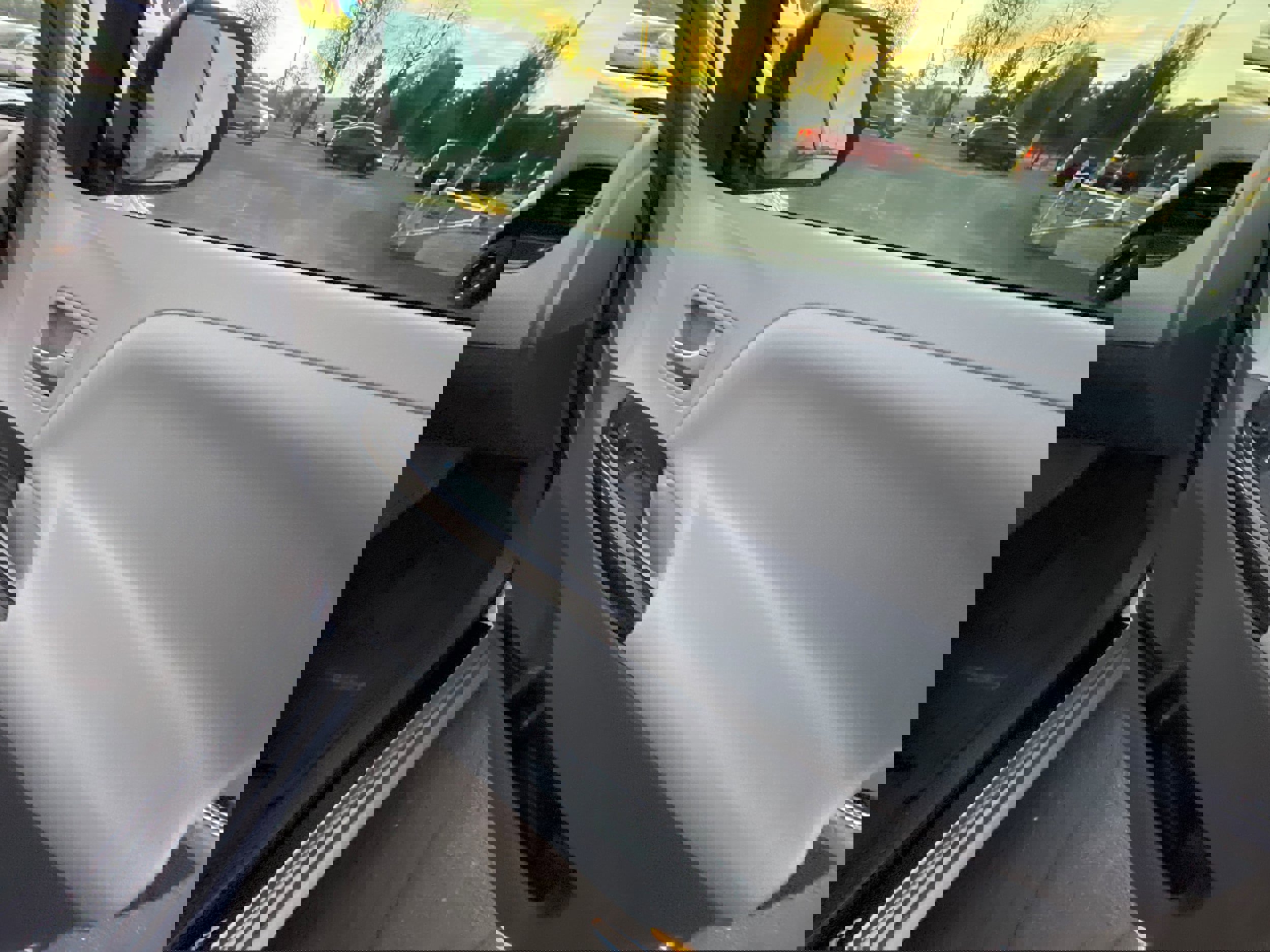 Used 2017 Toyota Sienna XLE image 25