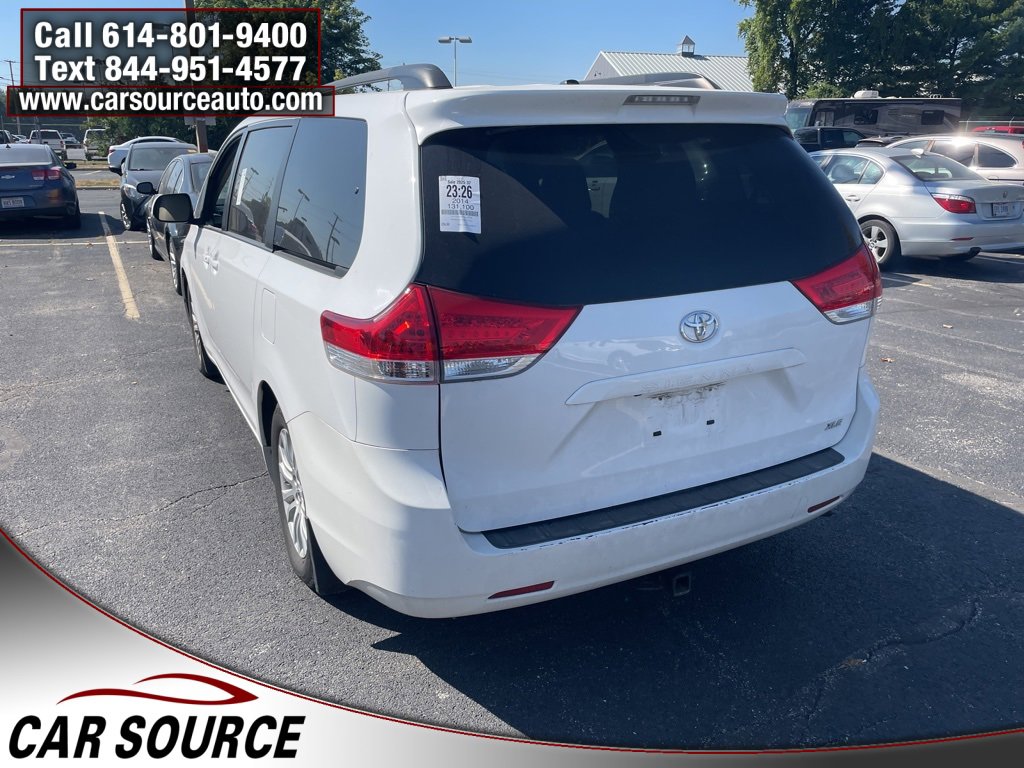 Used 2014 Toyota Sienna L image 5