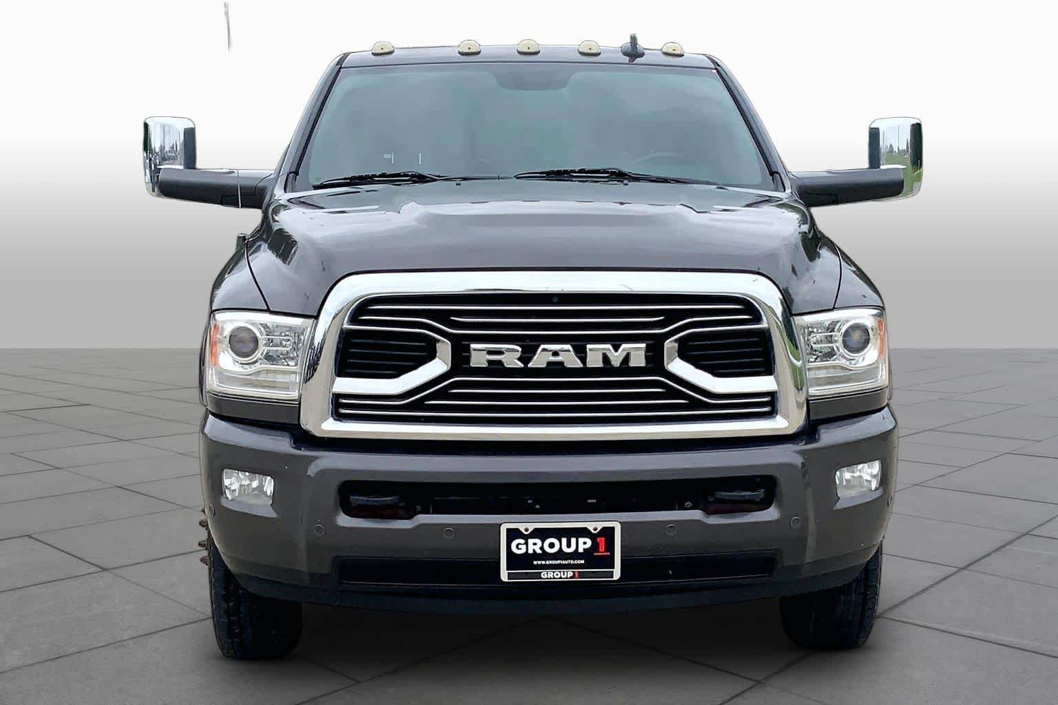 Used 2017 RAM 3500 Laramie Longhorn AWD/4WD image 4