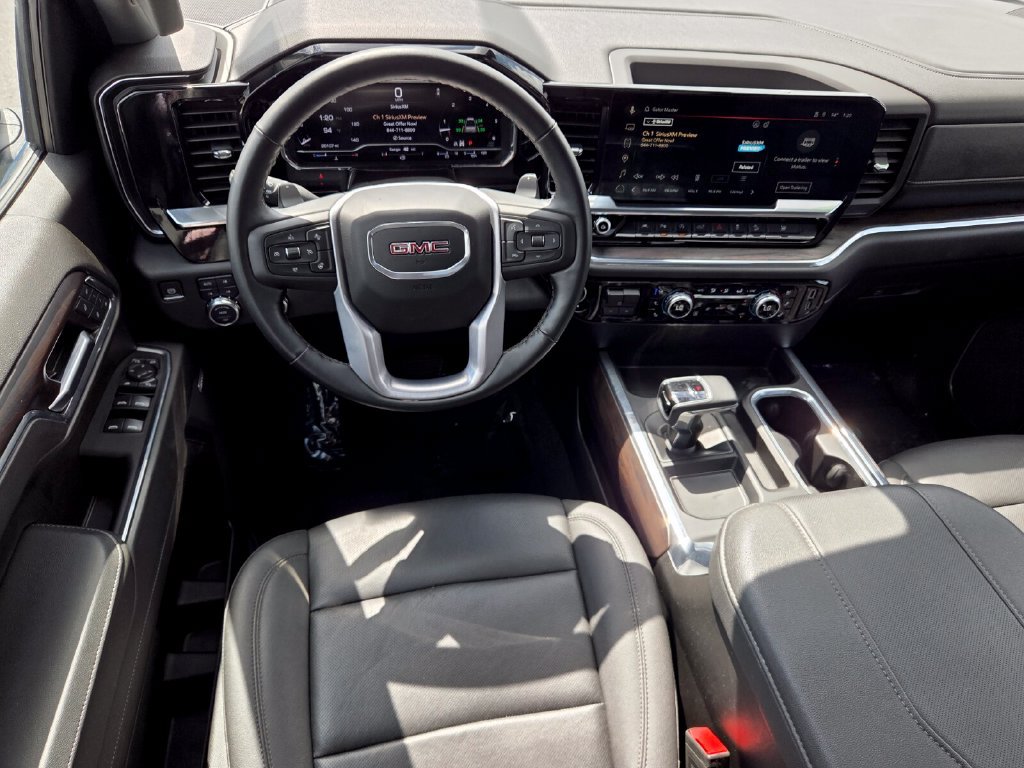 Used 2024 GMC Sierra 1500 SLT w/ SLT Premium Plus Package AWD/4WD image 11