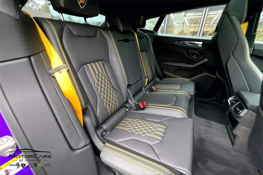 Used 2025 Lamborghini Urus SE image 24
