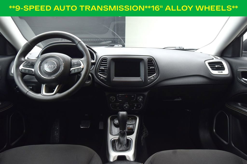 Used 2020 Jeep Compass Sport image 4
