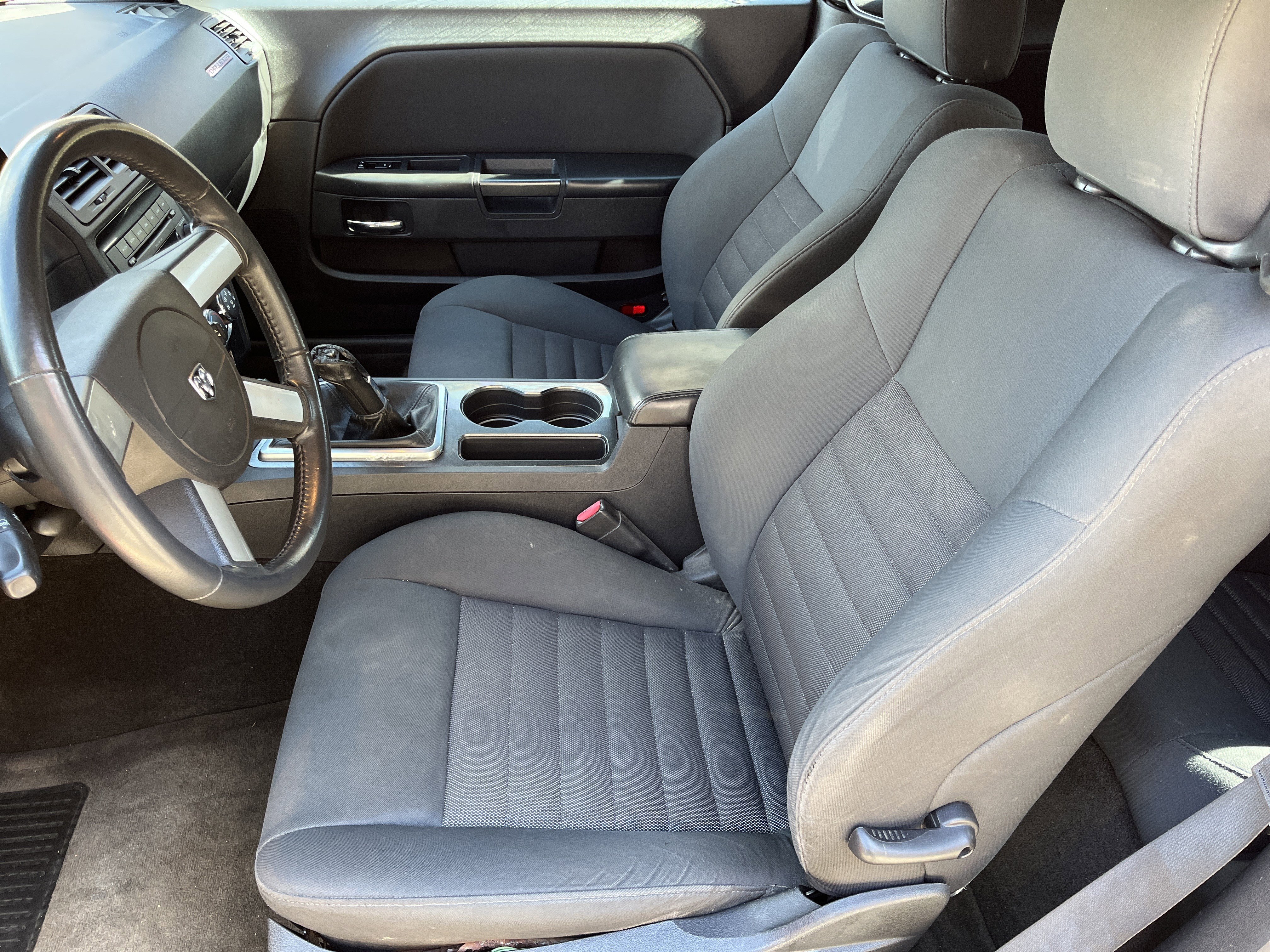 Used 2010 Dodge Challenger R/T image 13