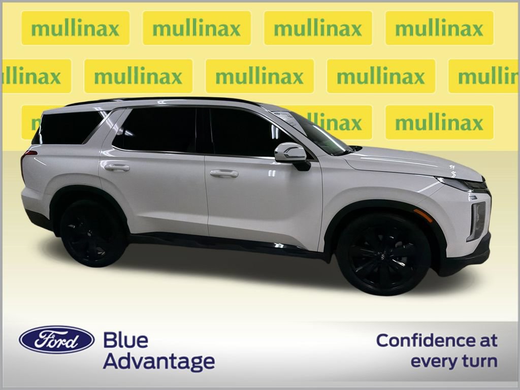 Used 2023 Hyundai Palisade XRT AWD/4WD image 2