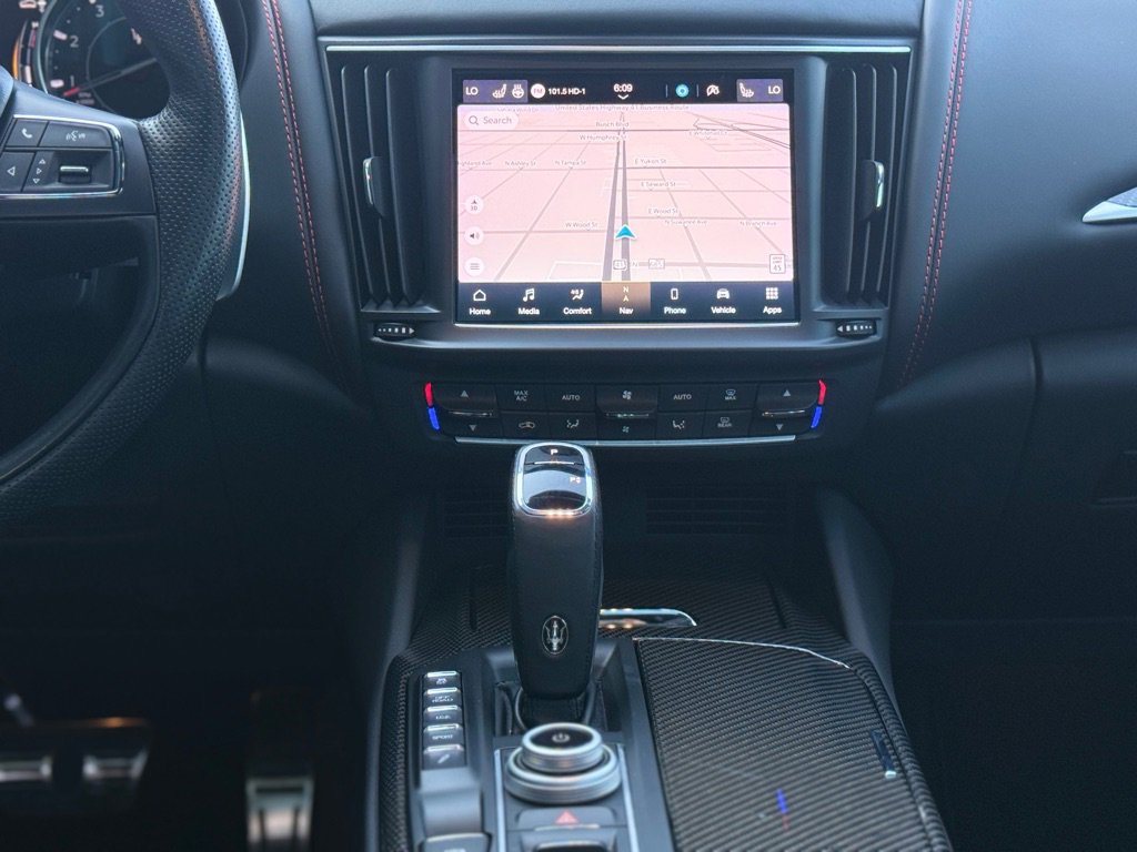 Used 2022 Maserati Levante Modena AWD/4WD image 41