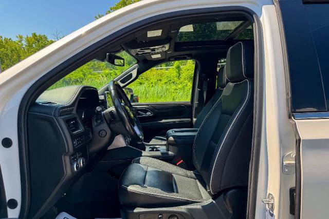 Used 2022 GMC Yukon XL SLT w/ SLT Premium Package AWD/4WD image 26