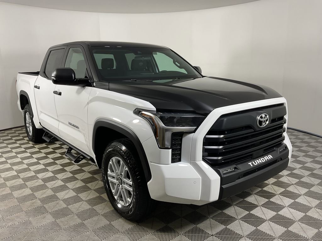 New 2026 Toyota Tundra SR5