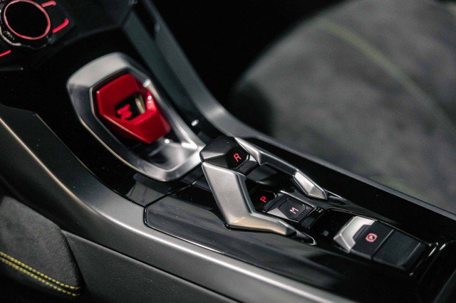 Used 2015 Lamborghini Huracan LP 610-4 image 20