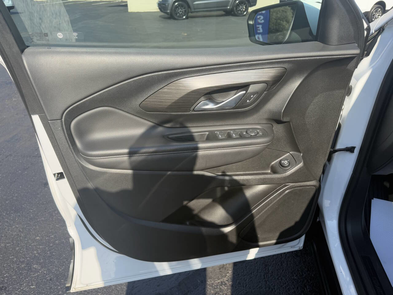 Used 2022 GMC Terrain SLE w/ Driver Convenience Package image 20