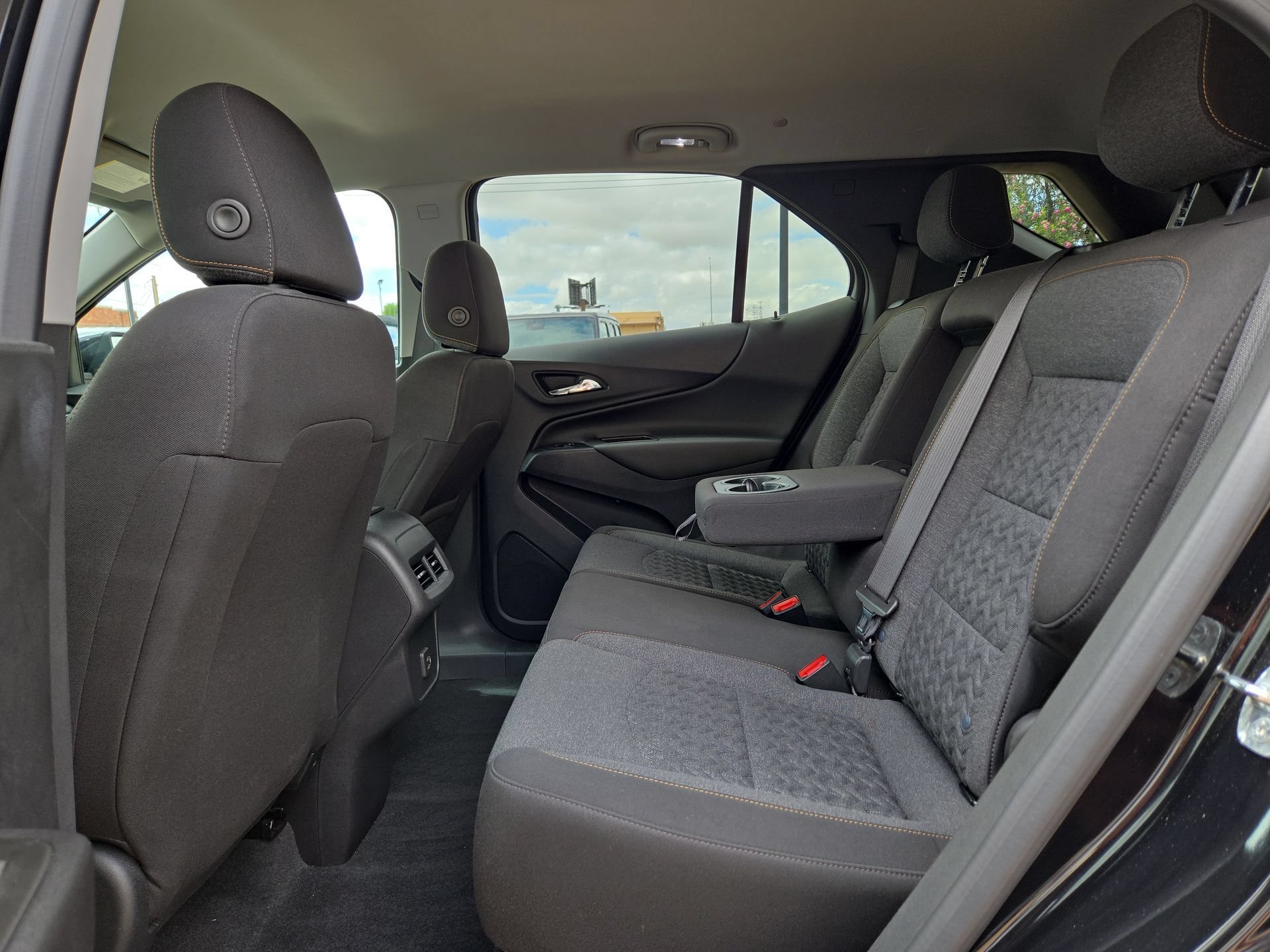 Used 2024 Chevrolet Equinox LT FWD image 13